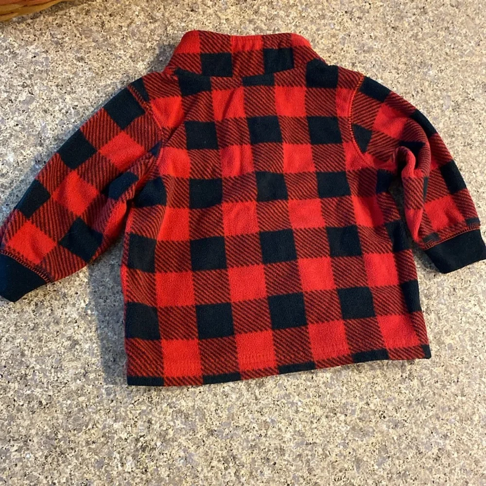 Carter’s Buffalo Plaid Fleece Pullover Top 12 Months